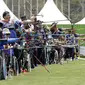 Atlet panahan Asian Para Games melakukan latihan di Lapangan Panahan, Senayan, Jakarta, kamis (04/10/2018). Latihan tersebut juga dalam rangka uji coba lapangan jelang pertandingan. (Bola.com/M Iqbal Ichsan)