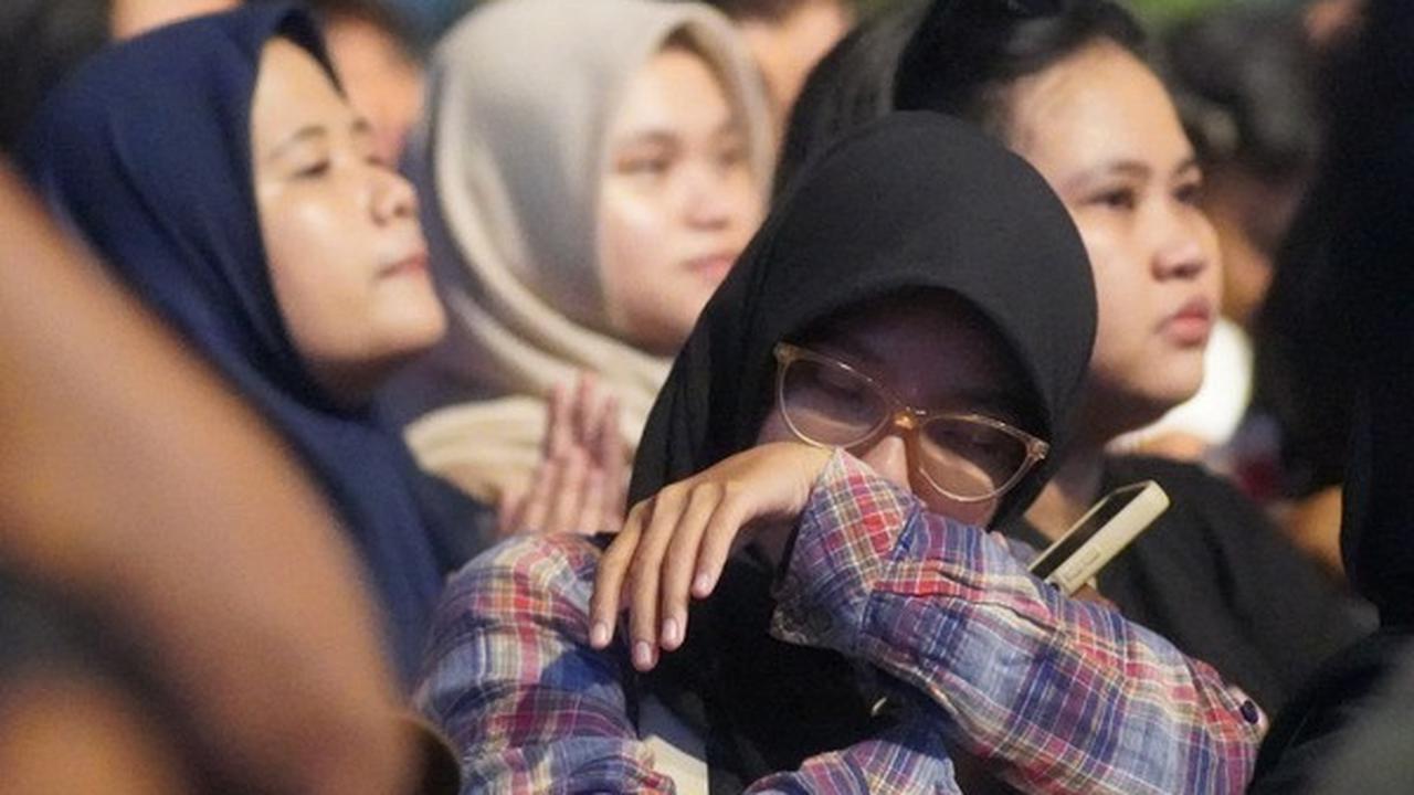 10 Potret Sal Priadi Sukses Bikin Penonton KLBB BRI Festival 2025 Menangis, Terlarut dalam Emosi
