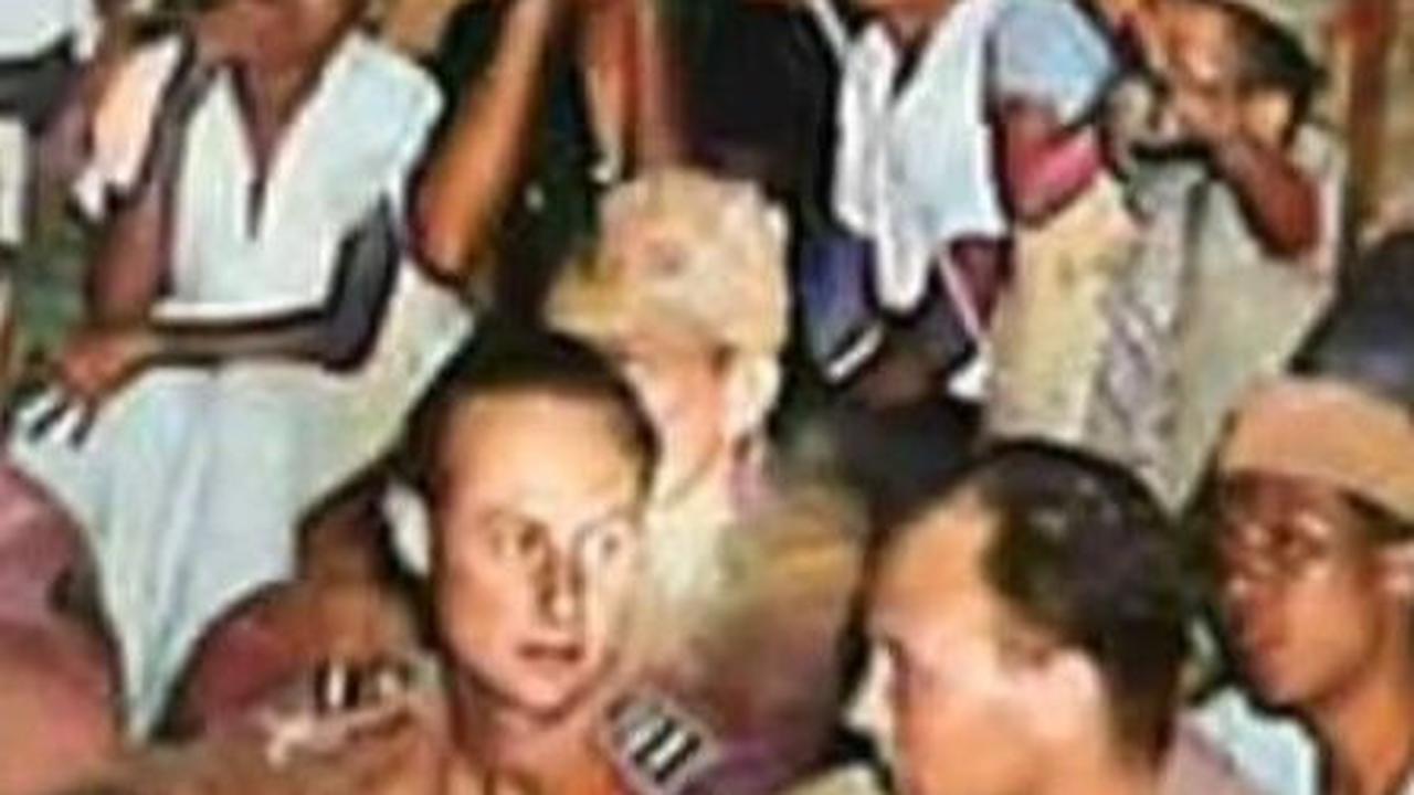 Momen Langka Tentara Belanda Berbaur dengan Warga Sukabumi Nonton Layar Tancap Tahun 1948, Rukun Walau Situasi Politik Tegang
