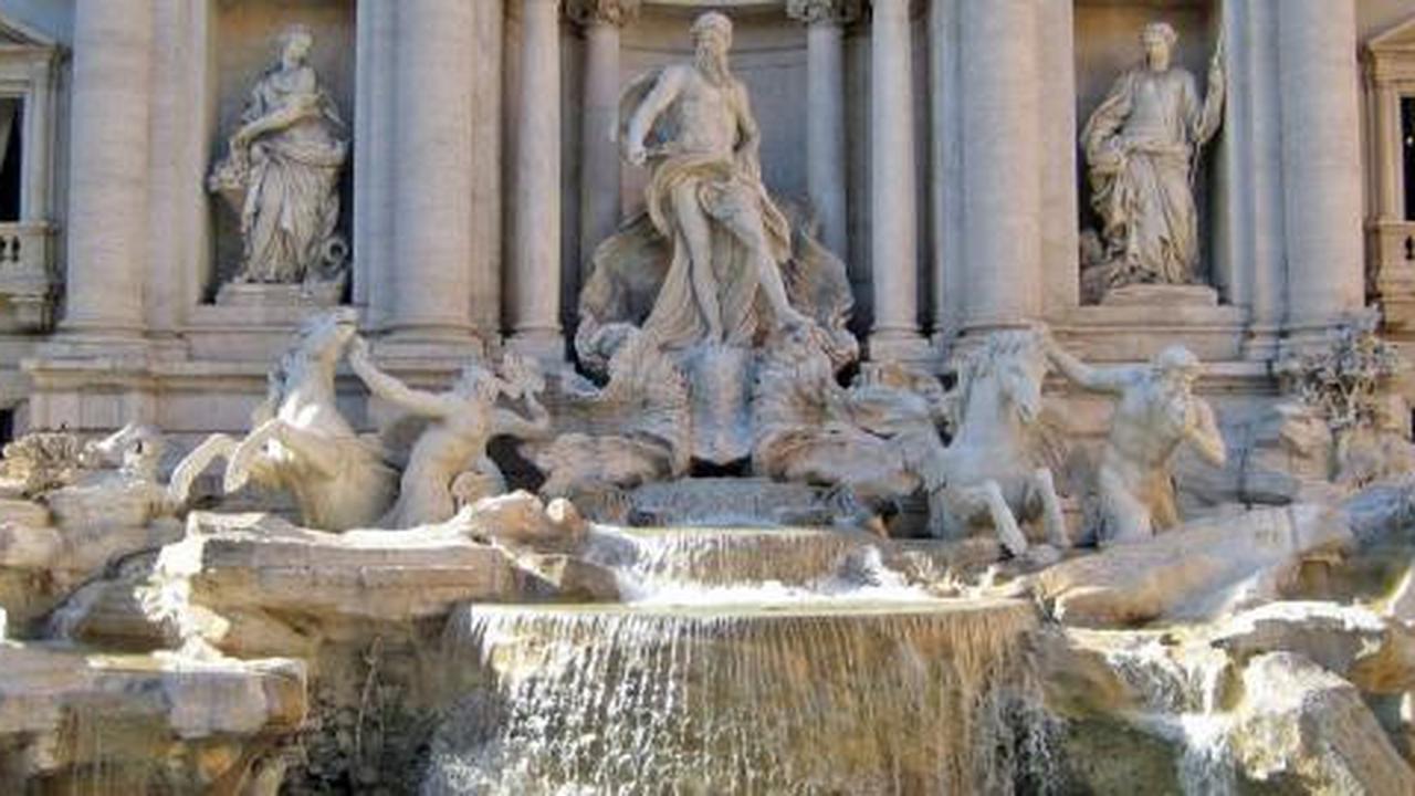 Trevi Fountain: Air mancur terindah di Roma