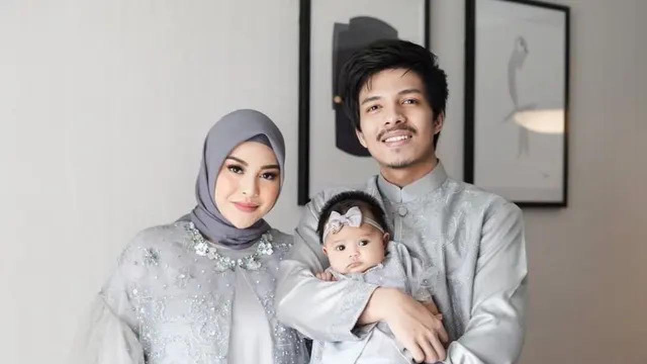 Ide Padu Padan Gamis Lebaran dari Selebriti Indonesia