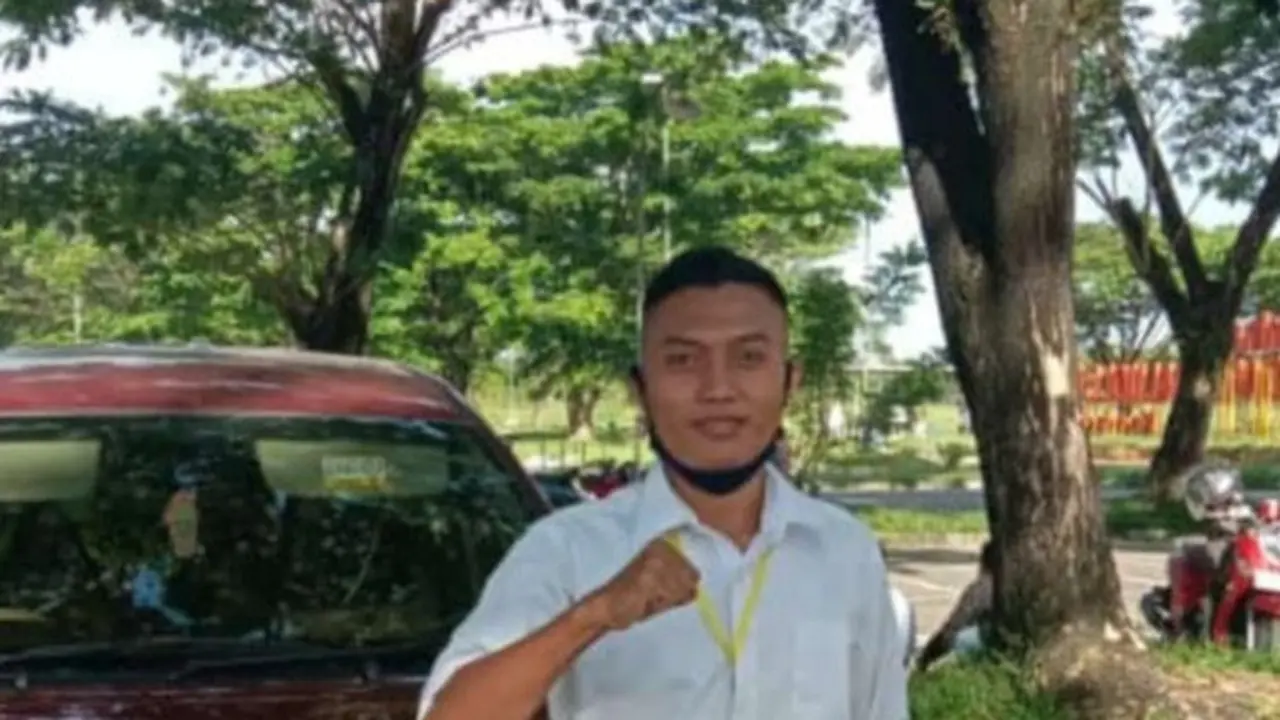 Akmal