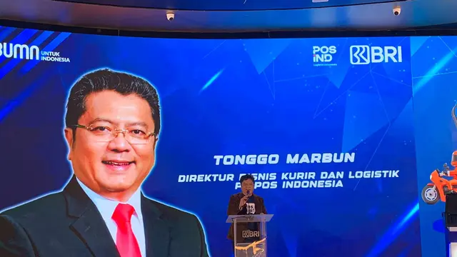 Direktur Bisnis Kurir dan Logistik Pos Indonesia, Tonggo Marbun dalam peluncurkan fitur Kirim Barang di aplikasi perbankan digital, BRImo. (Foto: Natasha K.Amani/Liputan6.com)