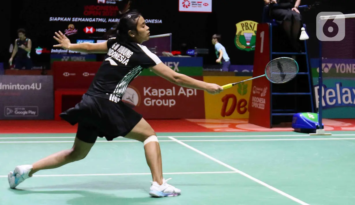 Gregoria sempat unggul 2-0, tetapi bisa disamakan dengan skor 2-2. (Liputan6.com/Herman Zakharia)