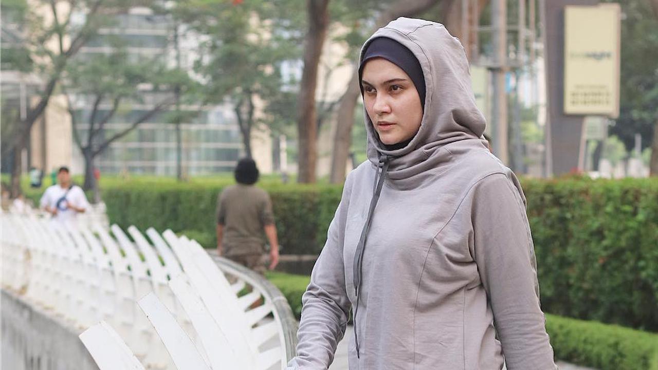 [Fimela] Zee Zee Shahab