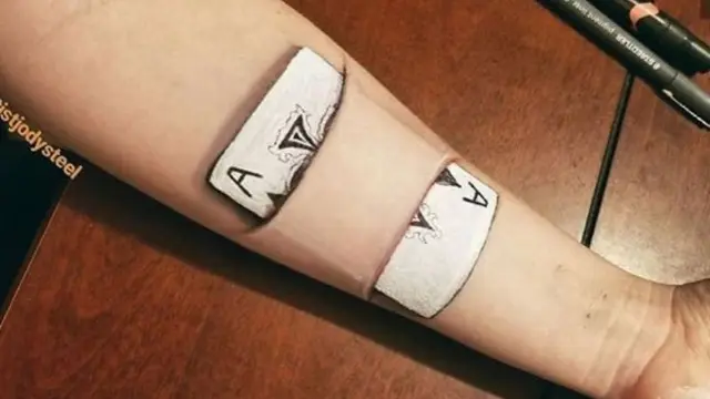 Menakjubkan tapi Bikin Merinding, 7 Karya Seniman Hand Painting Bertema Sadis