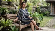 8 Model Atasan Batik Wanita Elegan Panjang Terbaru yang Nyaman untuk Pinggul Besar, Tampil Anggun