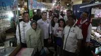 Ketua Umum Partai Perindo Hary Tanoeesoedibjo menyambangi pasar Pasar Tambakrejo, Kota Surabaya, Jawa Timur, Senin (25/3/2019) di sela kampanyenya bersama Partai Perindo. (Istimewa)