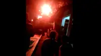 Penampakan bola api misterius yang tertangkap kamera hebohkan warga Cilacap, Jawa Tengah. (Foto: Liputan6.com/Istimewa/Muhamad Ridlo)