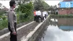 Polres Tasimalaya menggelar olah TKP penganiayaan seorang guru ngaji Ustaz Mastur Turmuzi usai menghadiri tahlilan warga