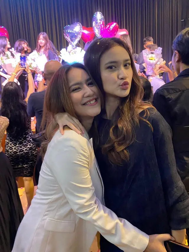 Leya dan Risma (Instagram/neng_risma)