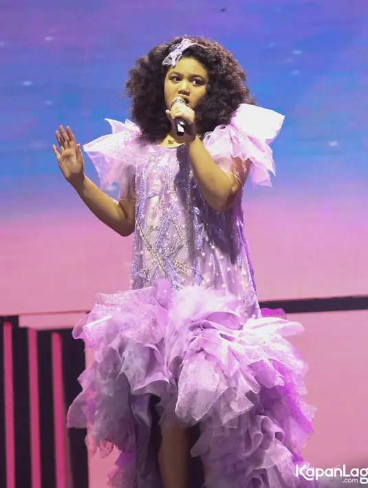 <p>Krisdayanti dan Amora Lemos (Budy Santoso/KapanLagi.com)</p>