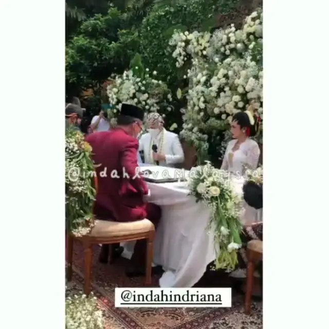 6 Momen Pernikahan Indah Indriana dan Adritya Putra, Kental Nuansa Adat Jawa