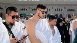 Ivan Gunawan Umrah Kilat 3 Hari, Tetap Bahagia dan Tak Lupa Berdoa Minta Jodoh