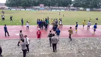 Final Liga 4 Lampung 2026 Ricuh, Pemain dan Ofisial Kejar Wasit usai Gol Dianulir