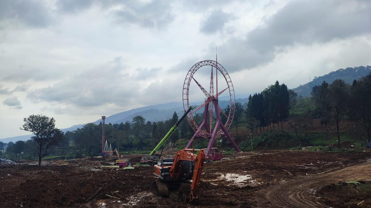 Tobat Ekologi Dimulai, Pemerintah Jabar Tanam Pohon di Kawasan Puncak Bogor