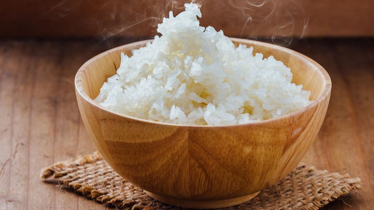 <b>Tunggu Agar Nasi Dingin Terlebih Dahulu</b><br>