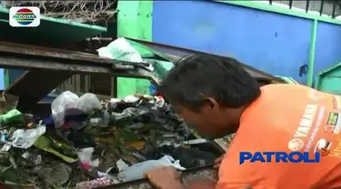 Seorang pemulung temukan jasad bayi perempuan di tong sampah kompleks Stadion Kamal Junaidi, Jepara.