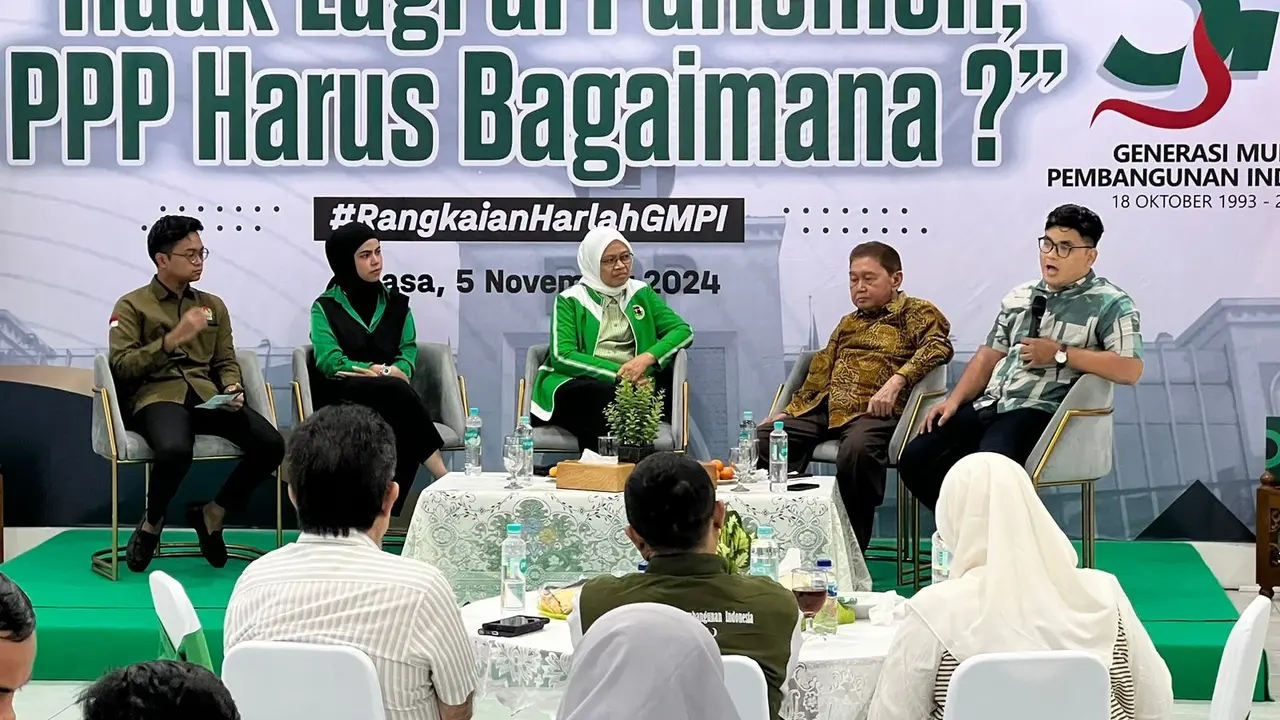 Acara diskusi bertema 'Tidak Lagi di Senayan, PPP Harus Bagaimana?' yang digelar Pimpinan Pusat Generasi Muda Pembangunan Indonesia (GMPI) Di Kantor DPP PPP, Jalan Diponegoro, Menteng, Jakarta.