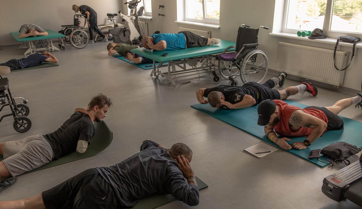 Dibuka secara resmi pada bulan April, klinik ini telah merawat 80.000 pasien, termasuk warga sipil. (Roman PILIPEY/AFP)