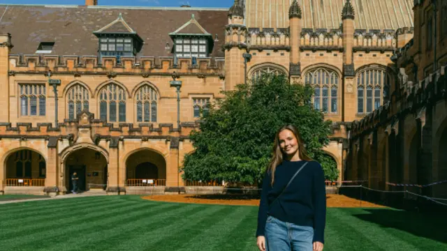 Kehidupan Baru Putri Ingrid di Kampus