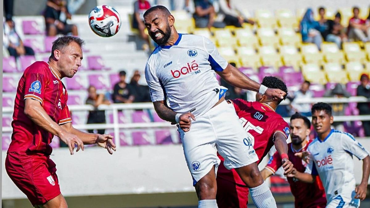 Hasil BRI Super League: Gol Eks Striker Persib Bandung Selamatkan Persis Solo dari Kekalahan di Kandang Sendiri