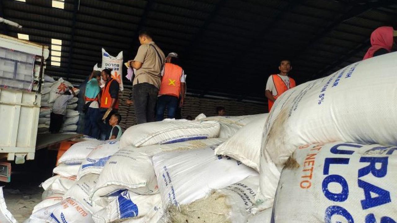 BPS: Harga Beras Turun di November 2024