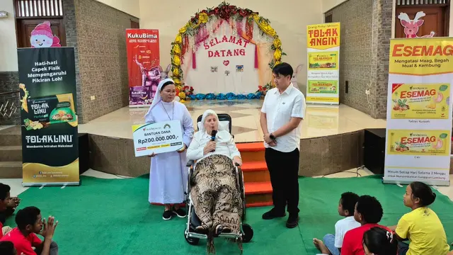 Sido Muncul Donasi Rp 200 Juta ke Yayasan Sinar Pelangi