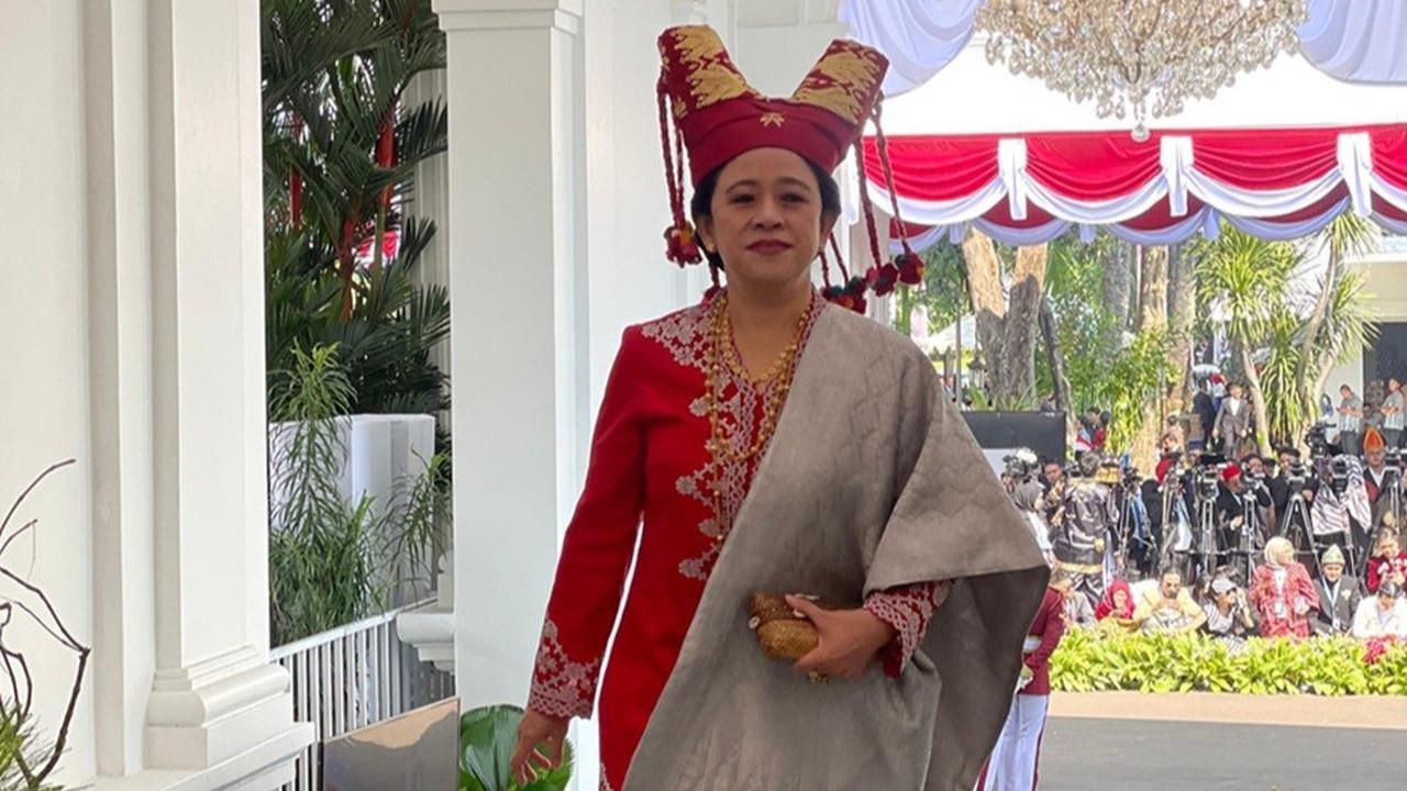 Hadiri Upacara HUT ke-80 RI di Istana, Puan Maharani Tampil Anggun dengan Baju Adat Minang