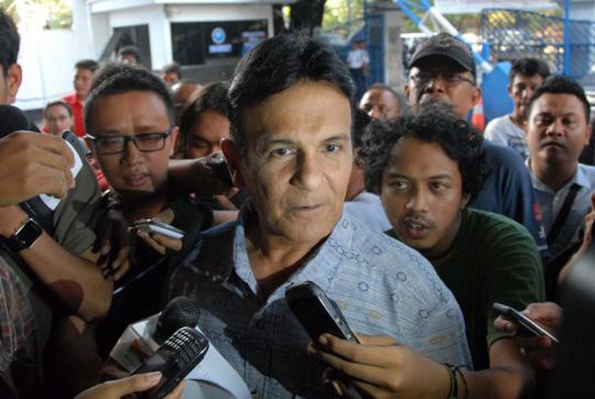 Mark Sungkar datangi kantor BNN untuk tengok anaknya