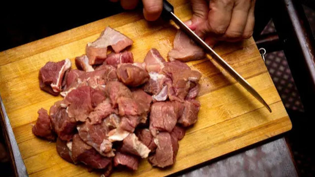 8 Langkah Ampuh Menghilangkan Bau Prengus pada Daging Kambing, Dijamin Lebih Bersih dan Segar