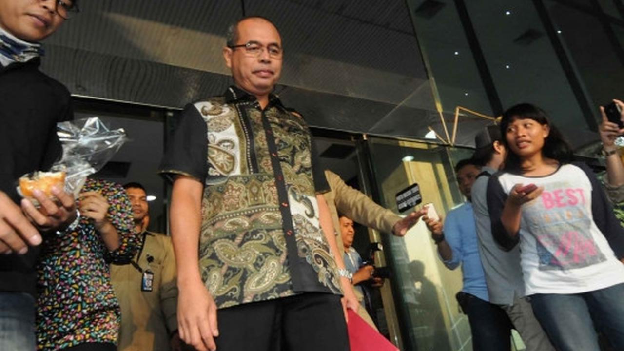 Bupati Musi Banyuasin usai diperiksa KPK terkait suap RAPBD
