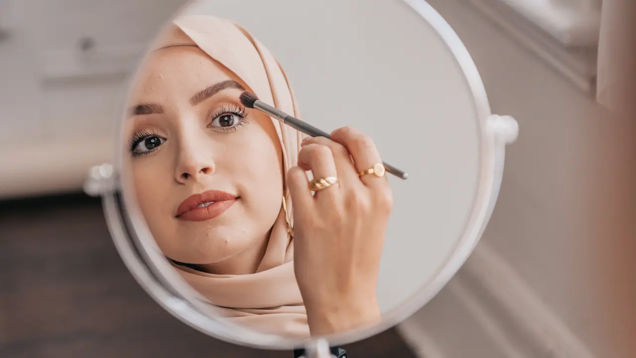 Cara Pakai Eyeshadow