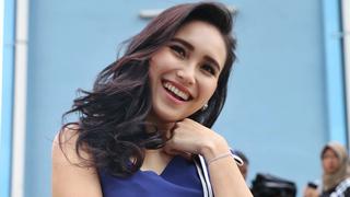 Ayu Ting Ting Komentari Pacar Ivan Gunawan Terbaru Berita Foto Video Fimela Com