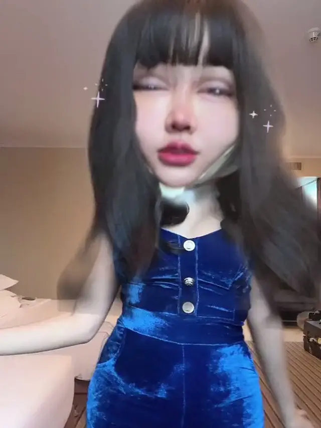 6 Potret Lucinta Luna Lepas Perban Pasca Oplas, Bibirnya Disebut Mirip Jisoo BLACKPINK