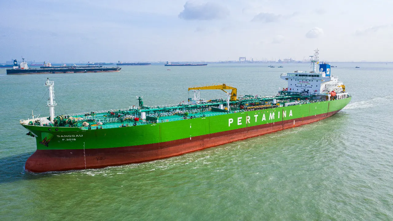 Kapal MT Sanggau milik PT Pertamina International Shipping (PIS).
