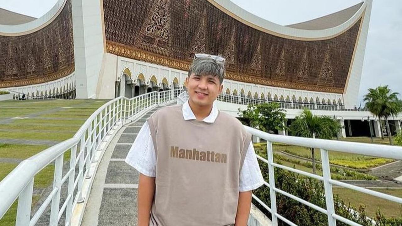 Menguasai Tiga Bahasa <br>
