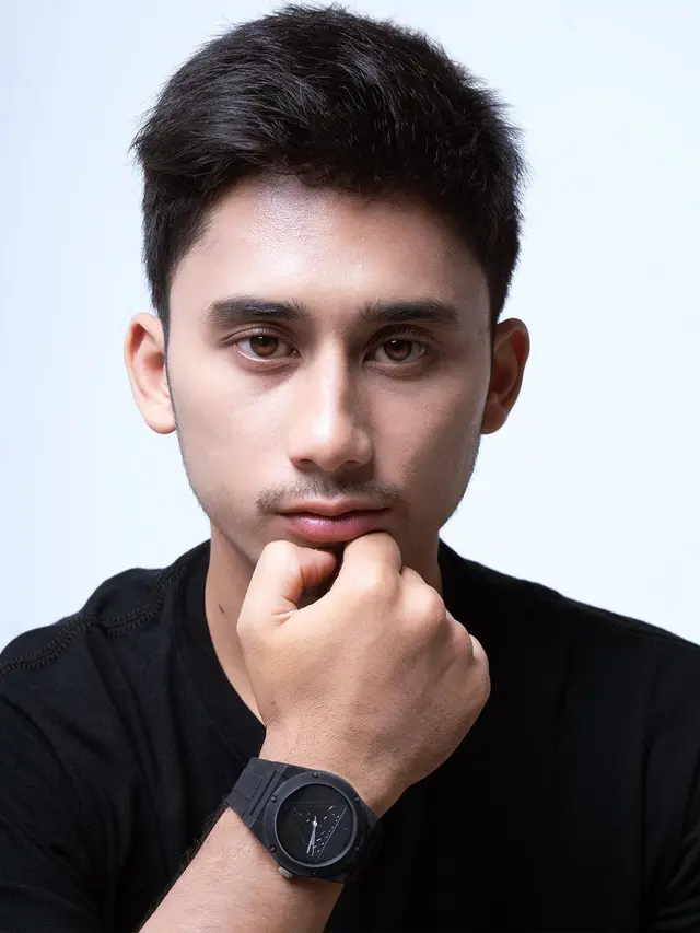 FOTO: Pesona Sepupu Raffi Ahmad, Alshad Ahmad yang Bikin Terkesima