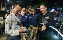 Digitalisasi Parkir Surabaya: Antara Karcis, Kode QR, dan Tantangan Transisi