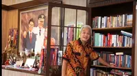 Gubernur Jawa tengah Ganjar Pranowo memiliki hobi membaca dan mengoleksi buku sejarah/Istimewa.