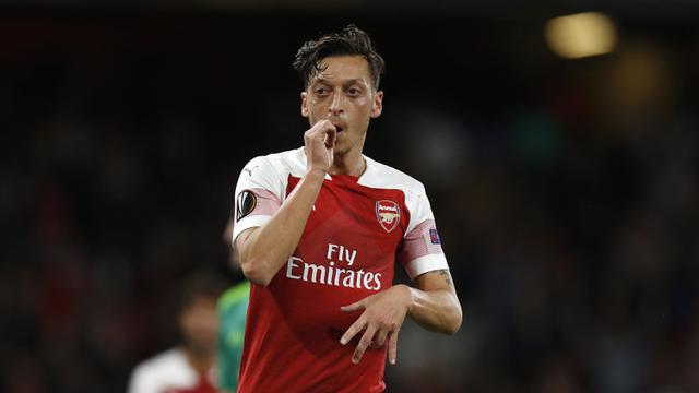 Arsenal Masukkan Mesut Ozil Ke Daftar Jual Musim Depan Bola Liputan6 Com