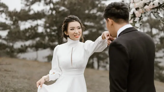 menikah pasangan cinta