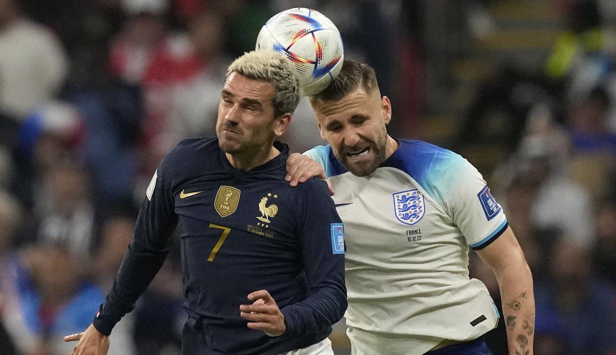Luke Shaw menjadi andalan di posisi bek kiri Timnas Inggris pada Piala Dunia 2022. Pemain senior di Manchester United tersebut tercatat telah memainkan 5 laga dengan menyumbang 1 assist untuk The Three Lions. Shaw tercatat mampu membuat 425 menit bermain saat perhelatan akbar sepak bola empat tahunan tersebut. (AP Photo/Frank Augstein)