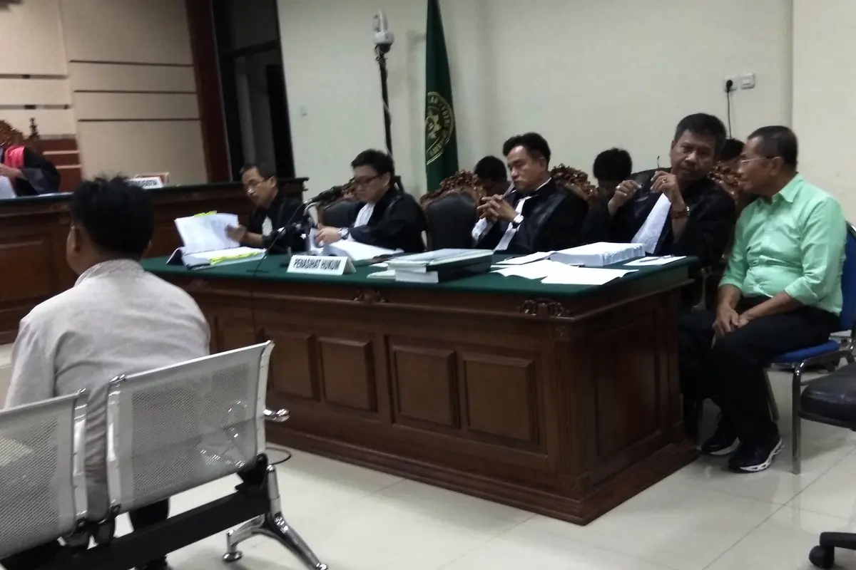 Sidang Dahlan Iskan