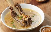Cara Ampuh Buang Lemak Daging Berlebih dari Sup tanpa Ribet
