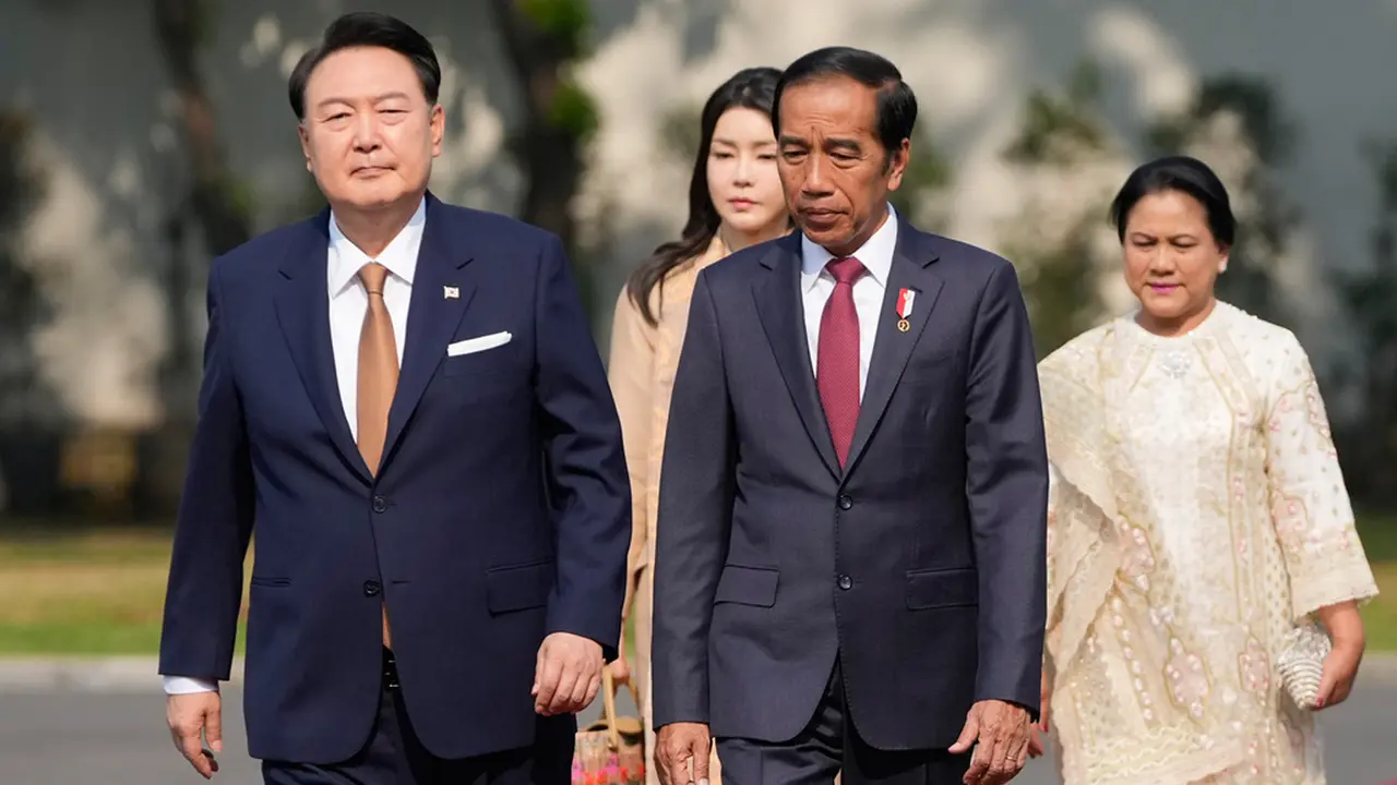 Jokowi dan Presiden Korea Selatan Yoon Suk Yeol