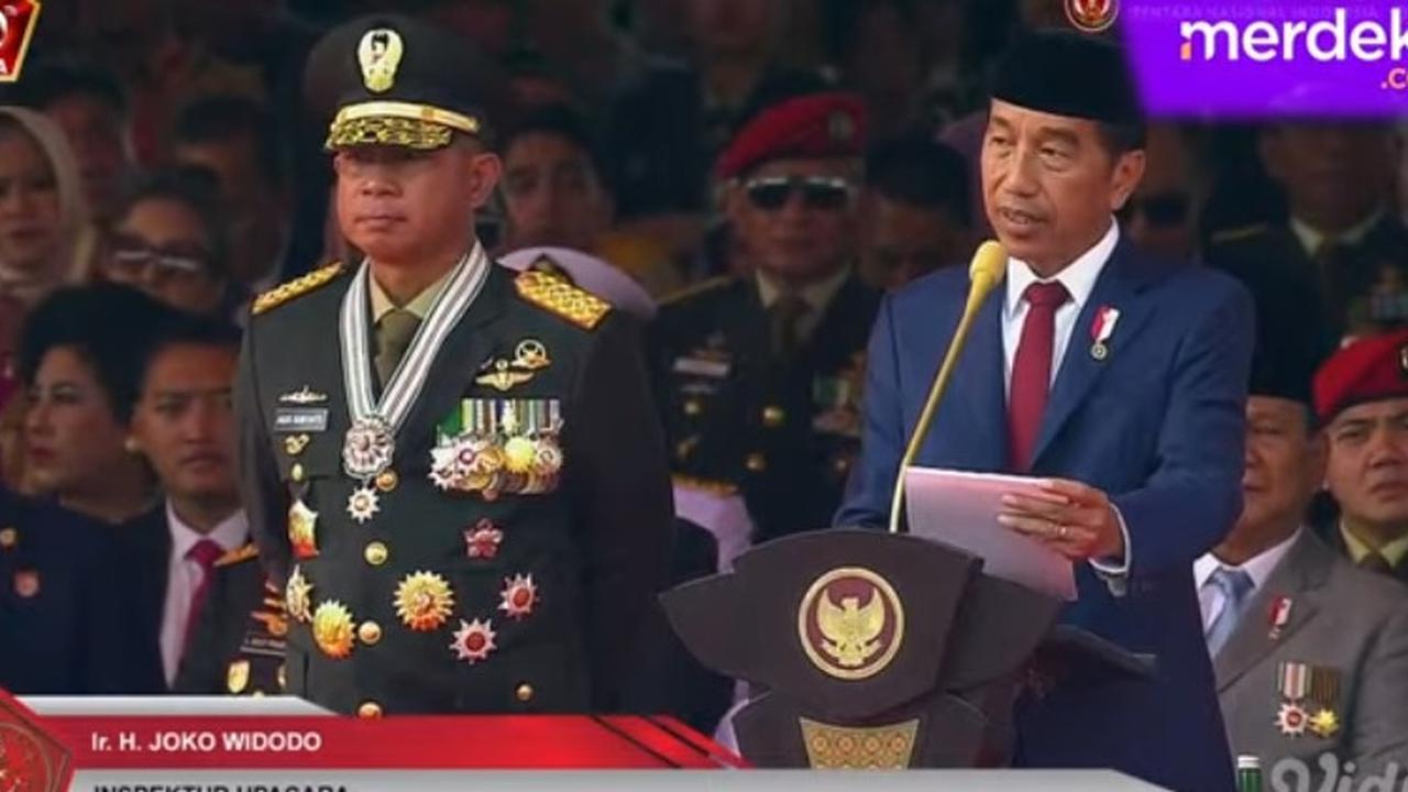 Didampingi Jan Ethes, Presiden Jokowi Hadiri HUT ke-79 TNI di Monas