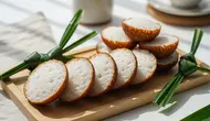 Resep Kue Apem Kukus Jadul yang Lembut, Mengembang, dan Berpori Sempurna
