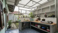 9 Desain Dapur Cantik dari Baja Ringan yang Adem, Solusi Sirkulasi Maksimal