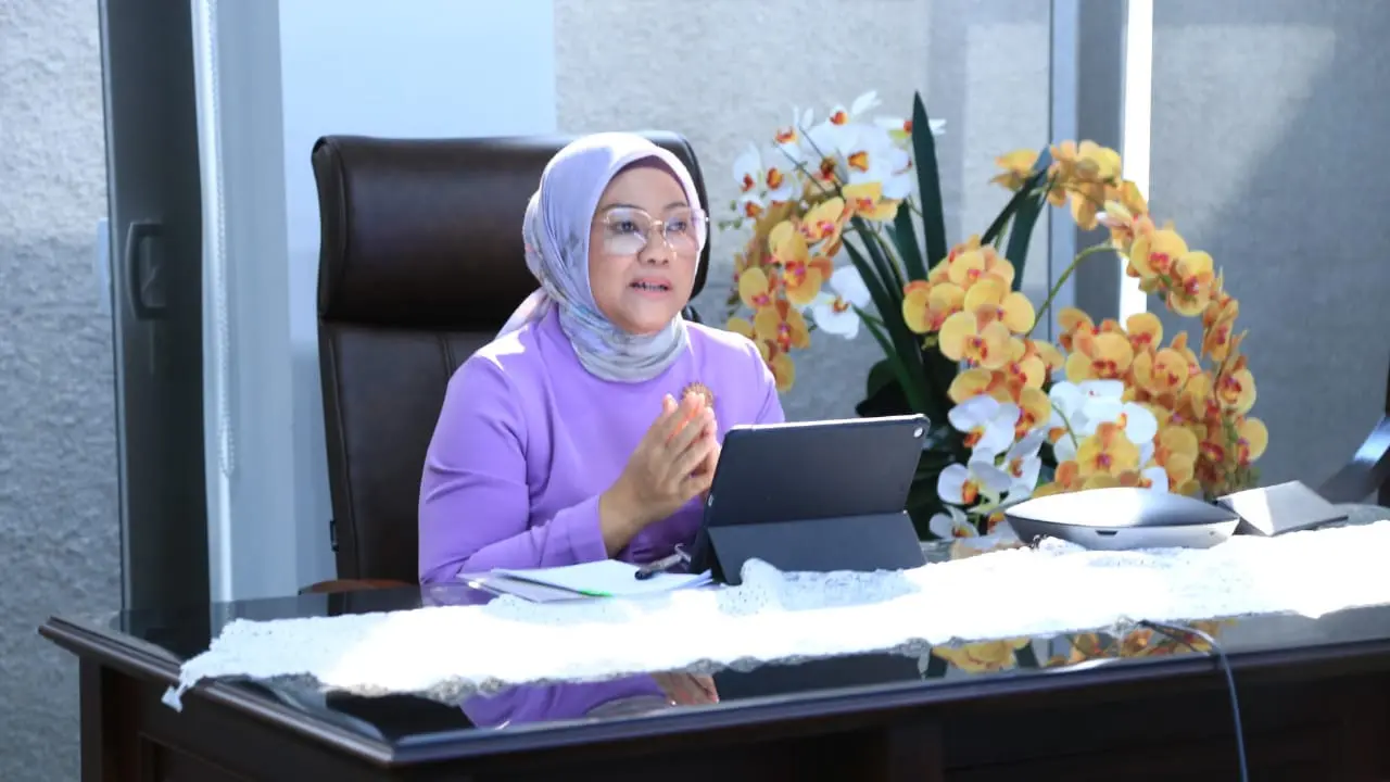Menteri Ketenagakerjaan Ida Fauziyah menyatakan kesiapannya menghadapi revolusi industri 4.0.